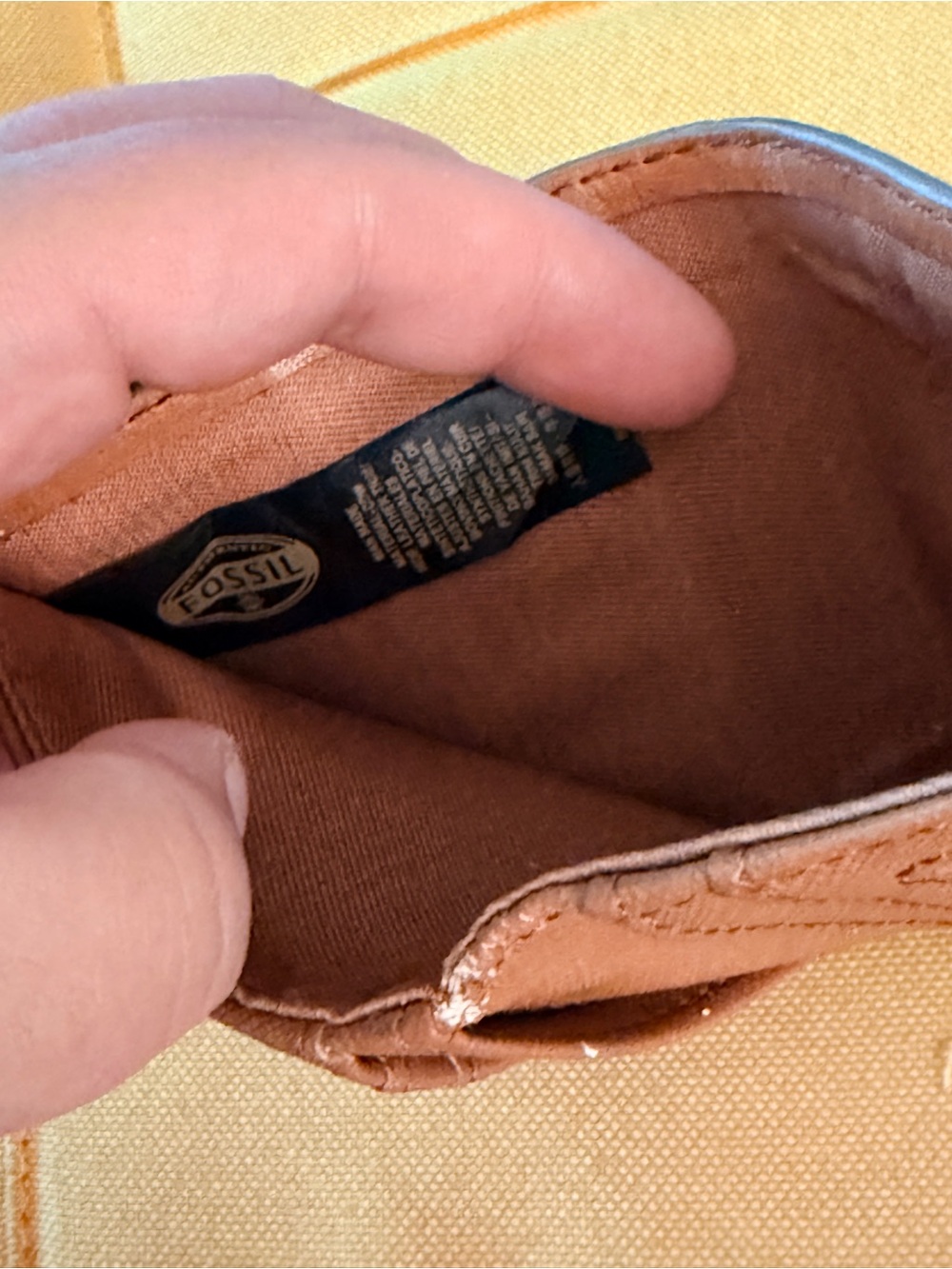 Fossil Emma RFID Mini Multifunction Wallet - Picture 6 of 7